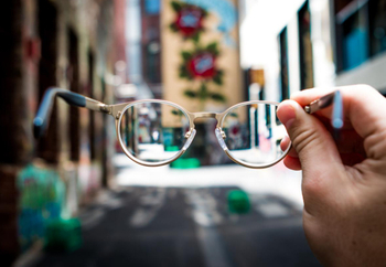 Nine Mistakes You Should Avoid When Choosing Eyewear Lens(2)