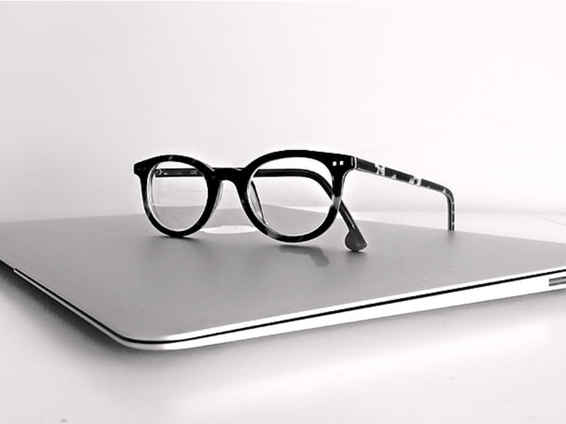 Will Cheap Reading Glasses Damage Eyesight?